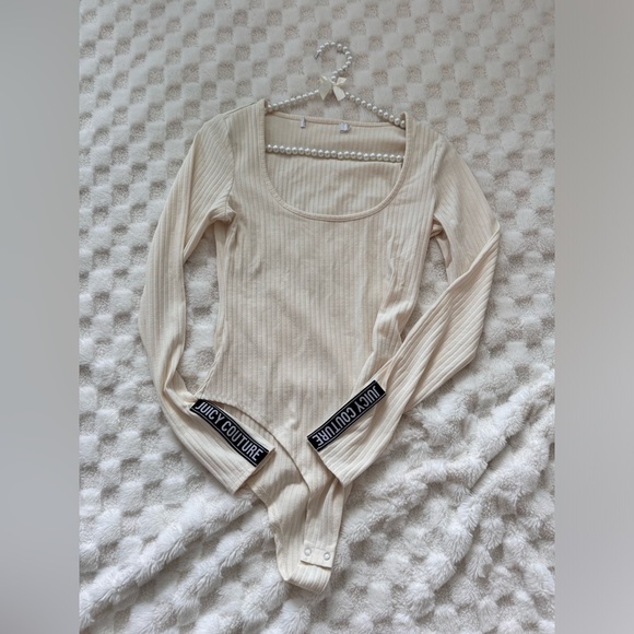JUICY COUTURE white body suit longsleeve ribbed - Picture 3 of 5